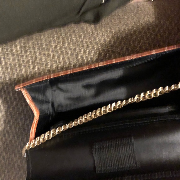 NWOT Cute faux crocodile crossbody purse - Picture 7 of 8